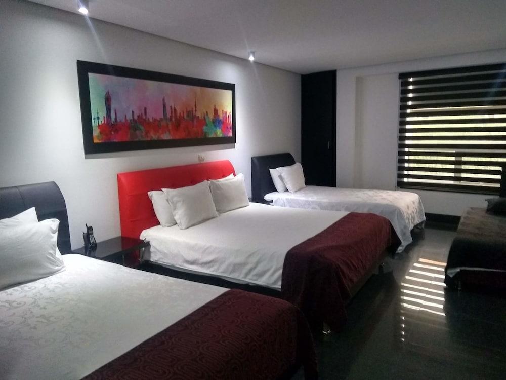 Hotel Merlott 70 Medellin Exterior photo