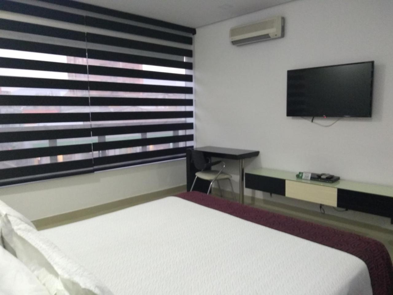 Hotel Merlott 70 Medellin Exterior photo